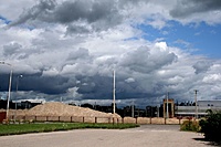 Troleibusų parke vykdomi žemės darbai
