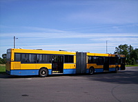 595