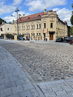 Labiausiai patikusi šios rekonstrukcijos dalis - atidengtas akmeninis grindinys šioje sankryžoje